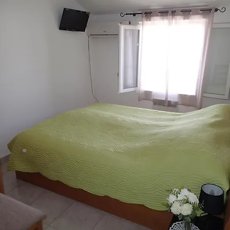 Climatisée T3 Piscine Chauffée Accès Direct à La De Prunete * Cervione