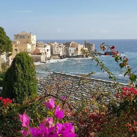 Climatisée T3 Piscine Chauffée Accès Direct à La De Prunete