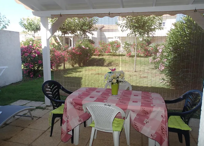 Climatisee T3 Piscine Chauffee Acces Direct A La De Prunete Prázdninový dům Cervione