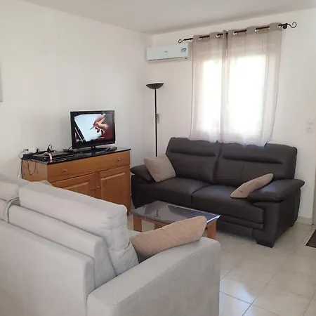 Climatisée T3 Piscine Chauffée Accès Direct à La De Prunete Casa vacanze *