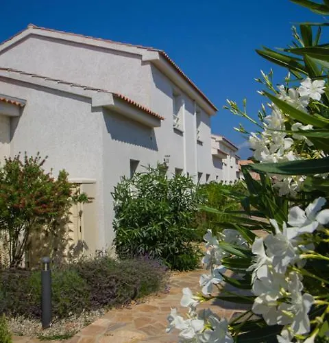 Tatil Evi Climatisee T3 Piscine Chauffee Acces Direct A La De Prunete Cervione